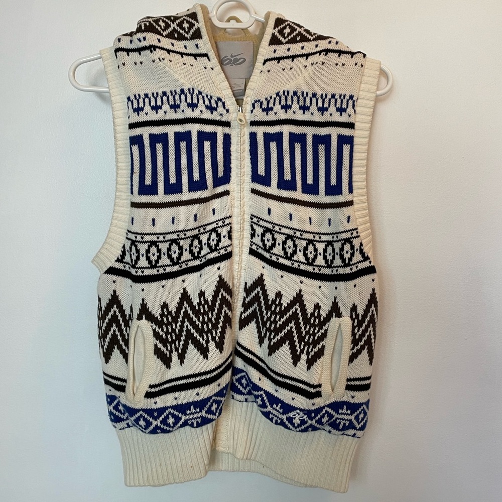 Nike Sherpa hooded knit vest
